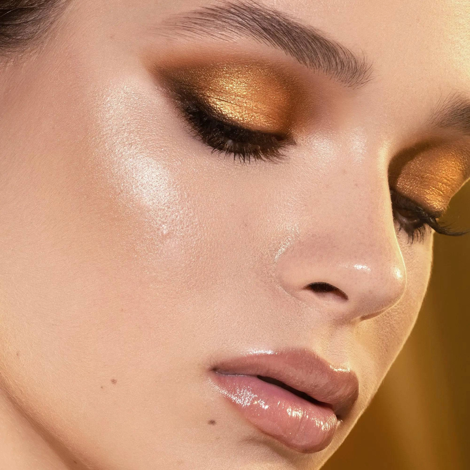 GOLDEN HIGHLIGHTER TRIO