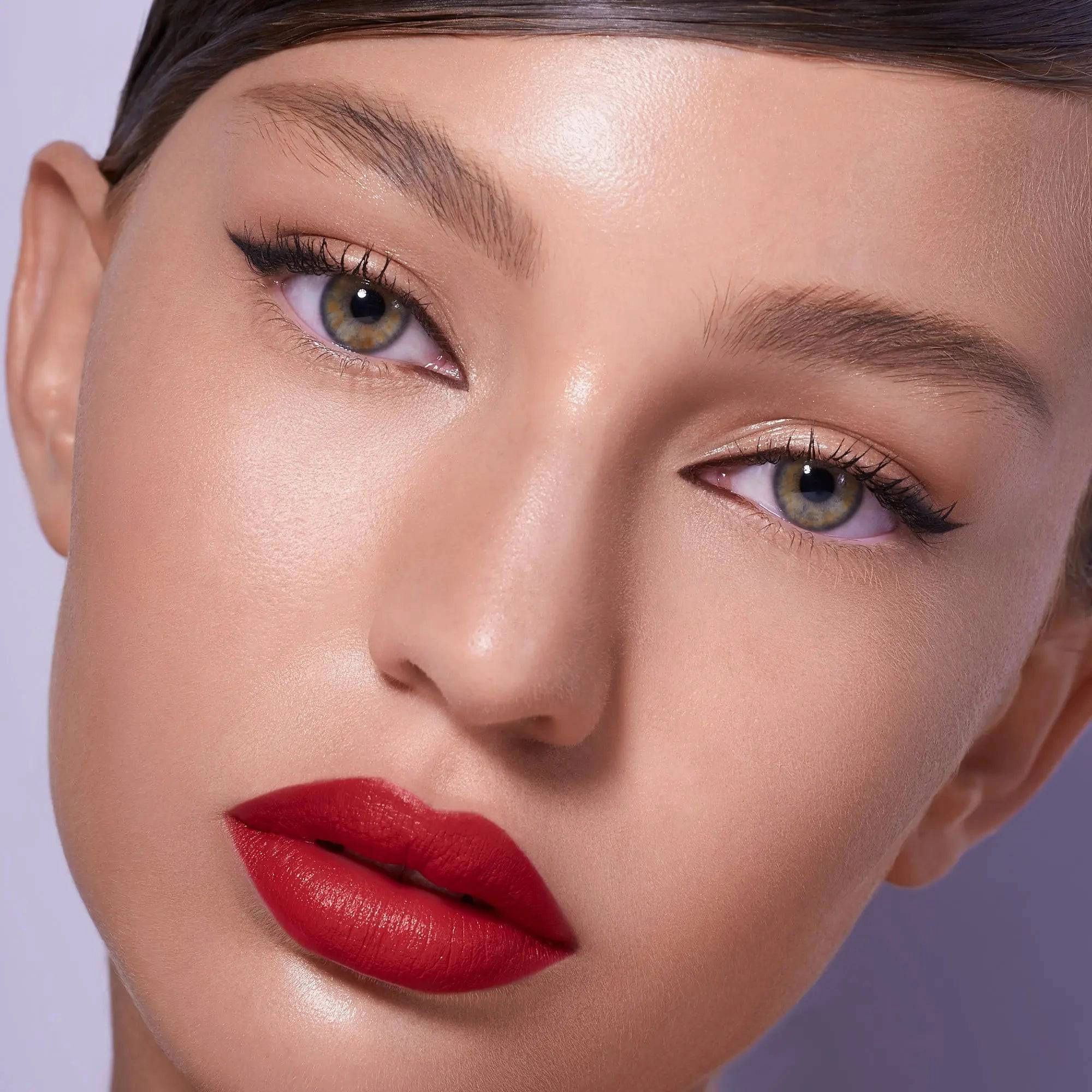 I NEED A ROUGE LIP STYLETTO