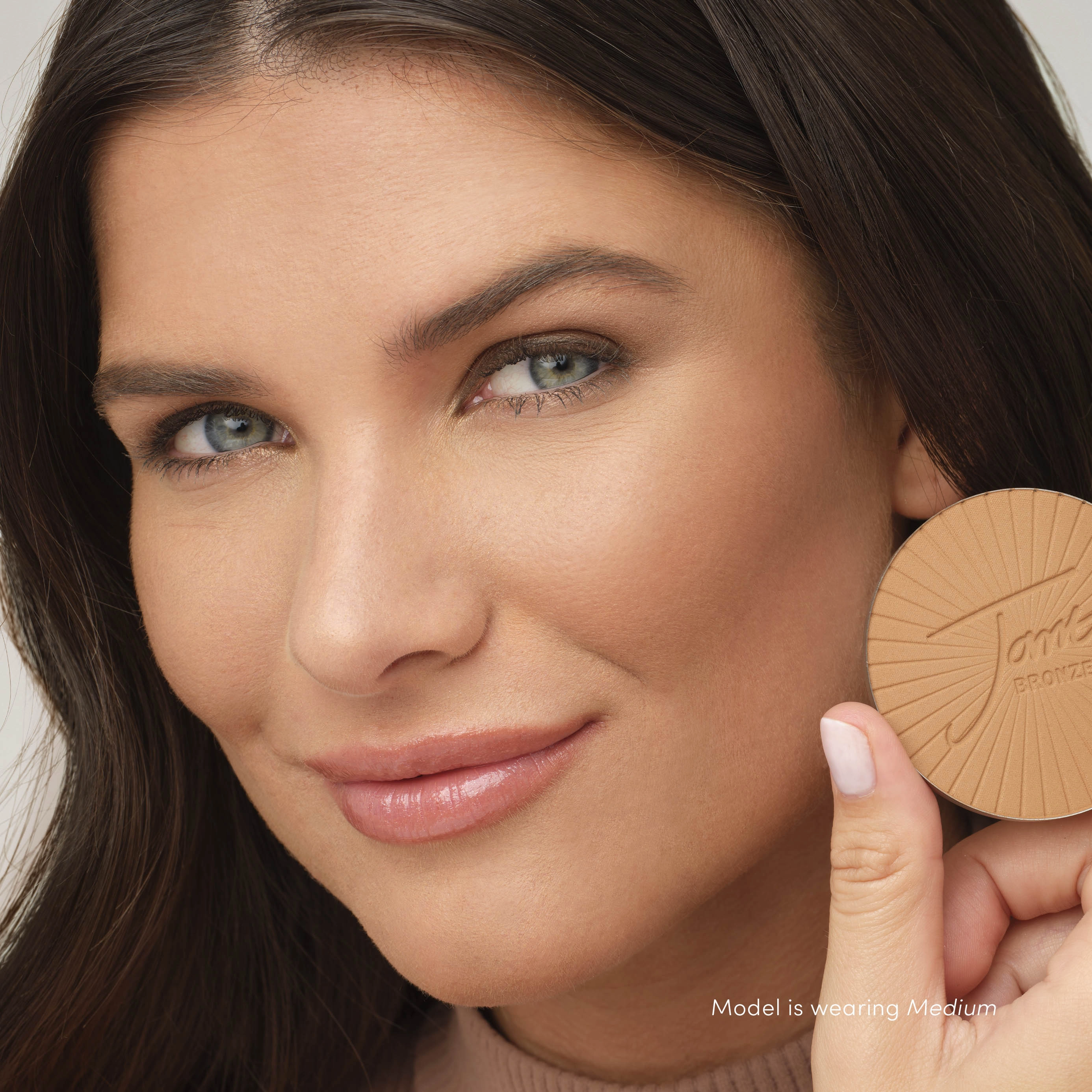 PureBronze Matte Bronzer & Refillable Compact
