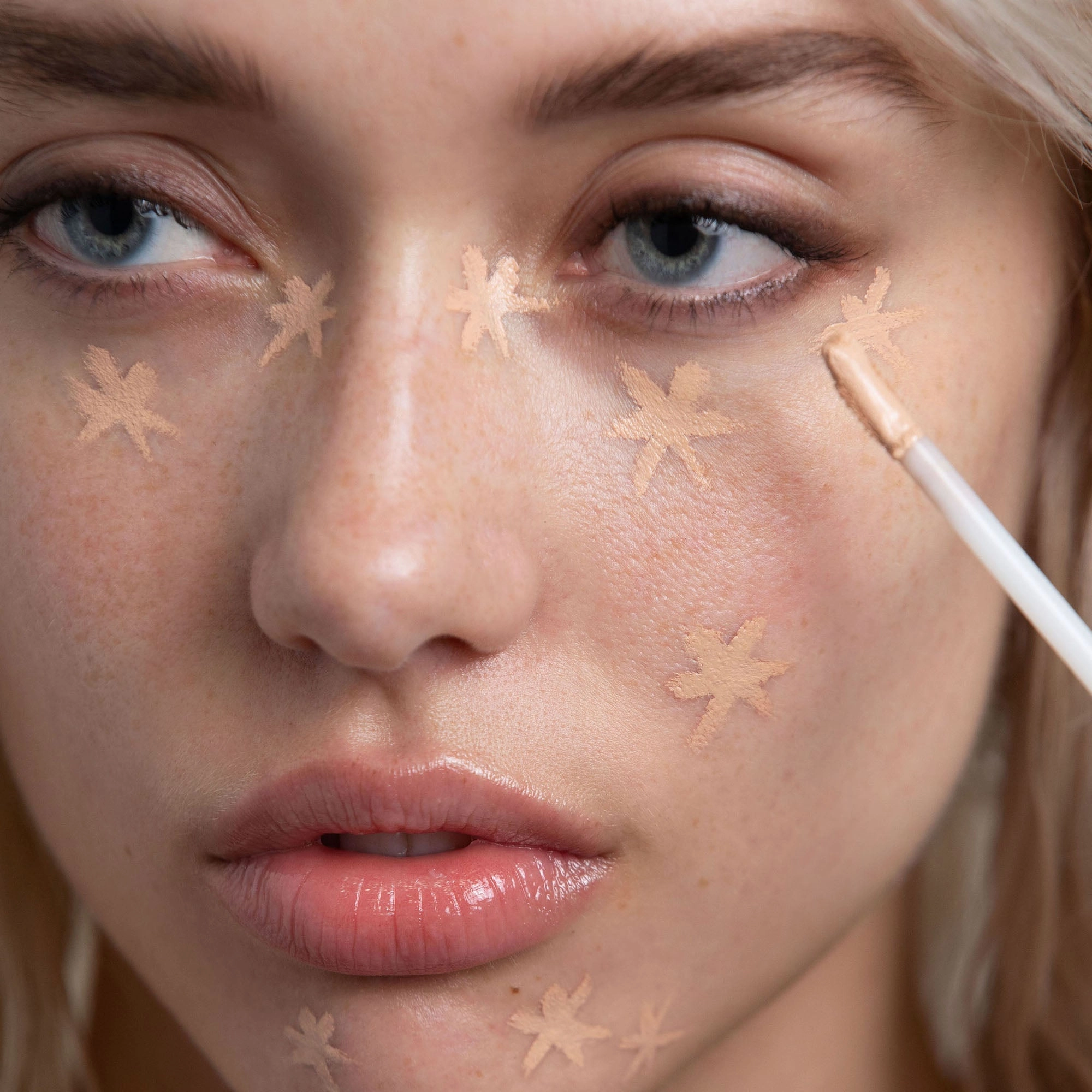 Soft Sorcery Weightless Serum Concealer